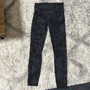 Lululemon Camo Leggings size 4